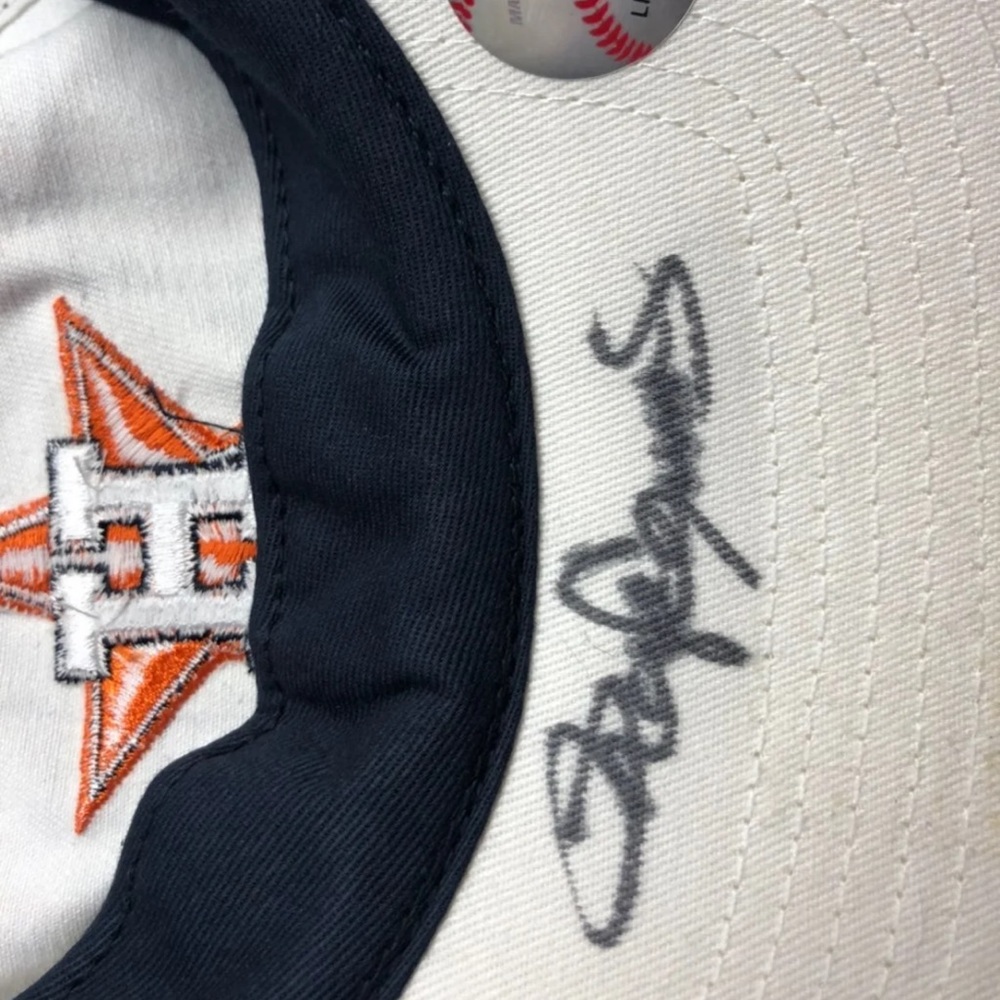 Roger Clemens - Picture 5 of 12